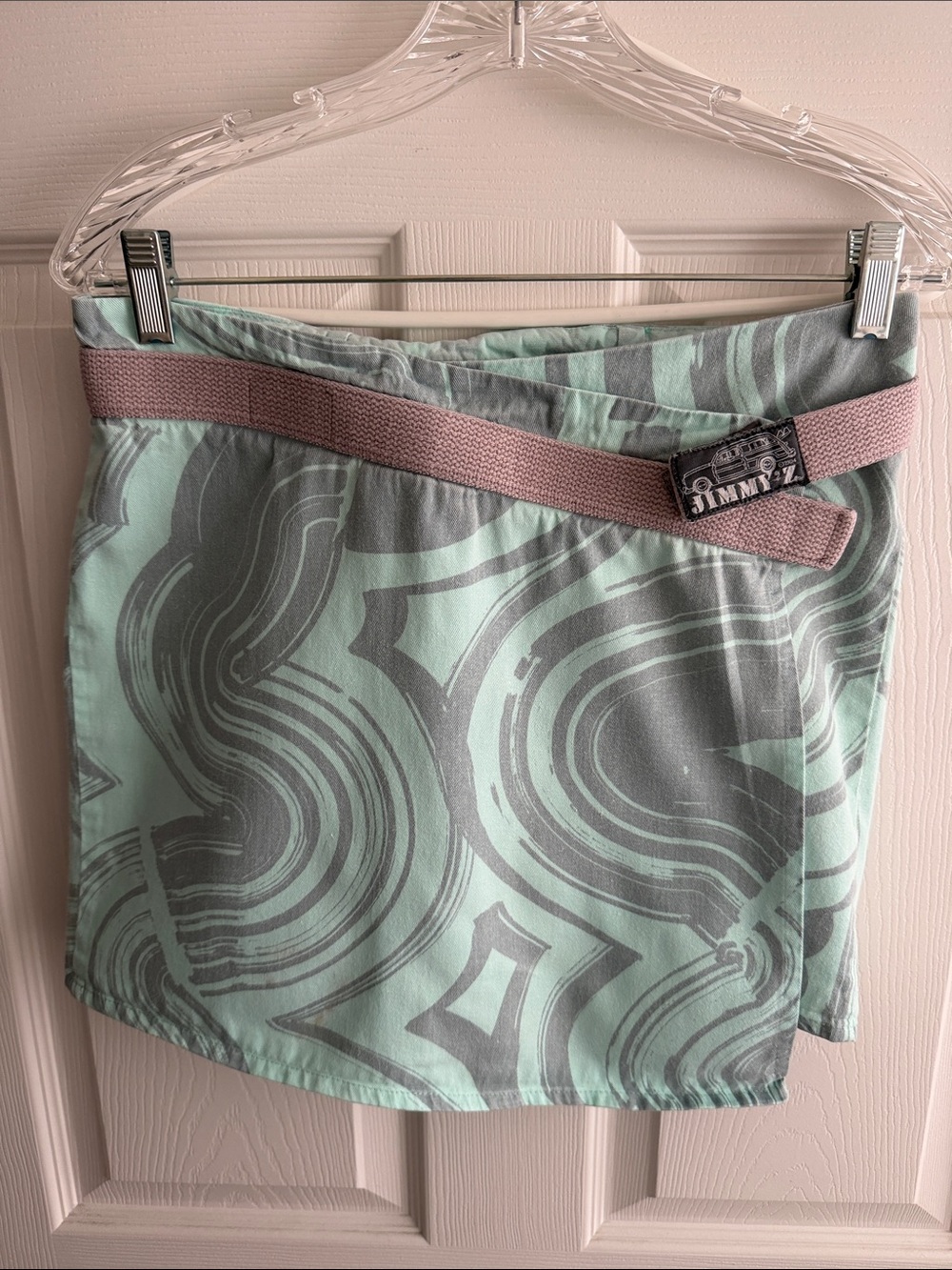 Vintage Jimmy’z Abstract Mint Green Mini Skirt with Belt